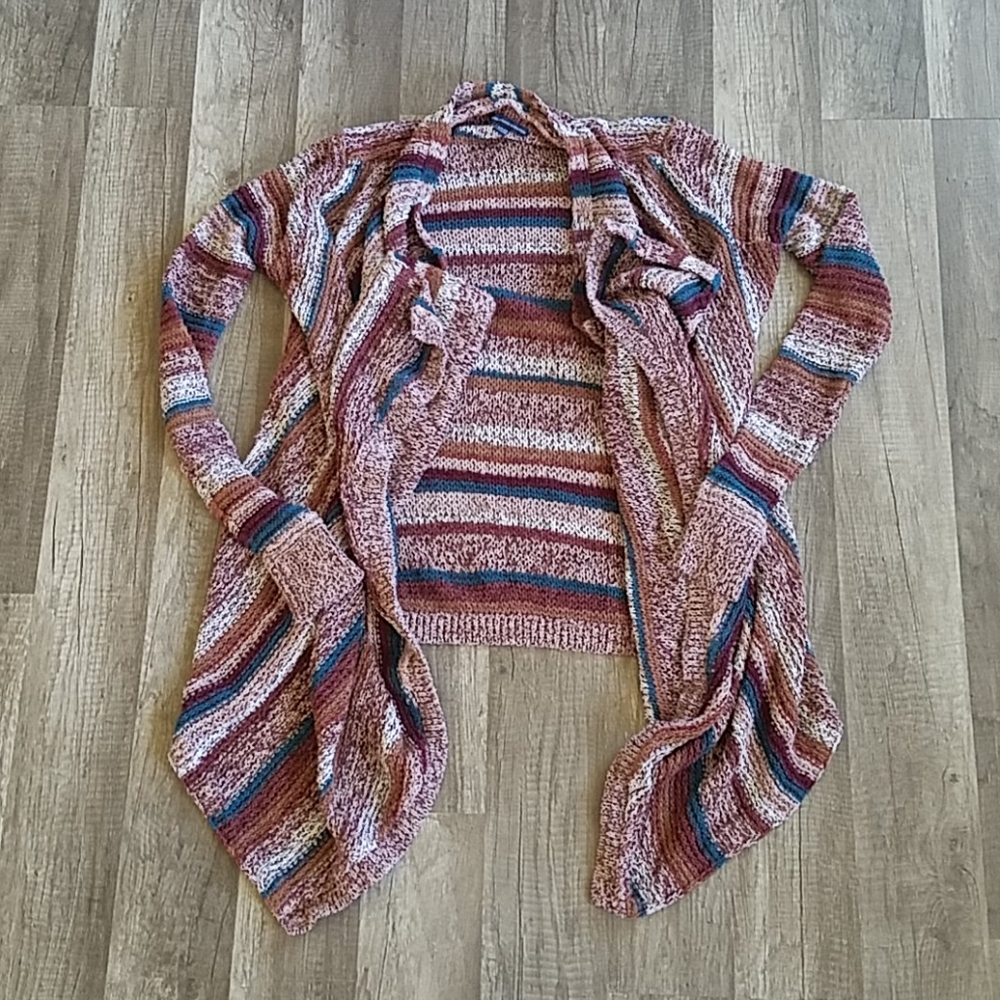 LAST CHANCE 💥 American Eagle Cascading Cardigan